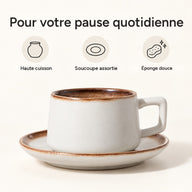 Tasse ivoire bord brun : céramique haute cuisson, soucoupe assortie, nettoyage à l’éponge douce