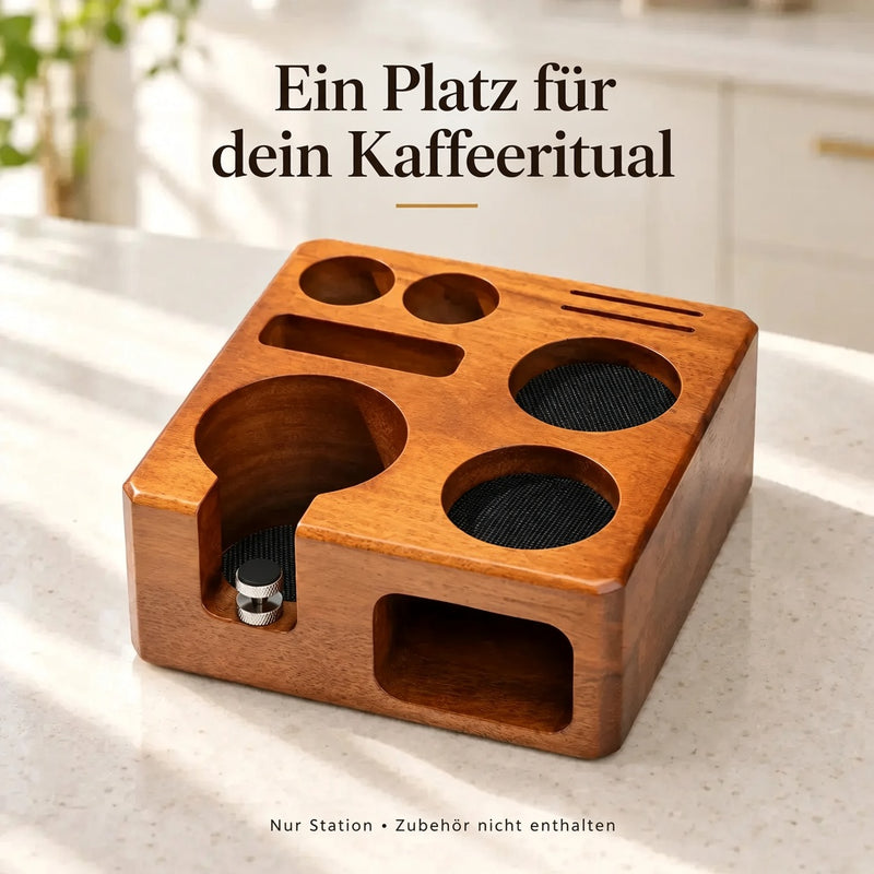 58-mm-Tamperstation aus Holz in einer Küche zu Hause