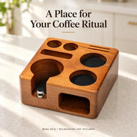 Houten tampstation voor 58 mm in een keuken thuis