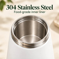 Close-up of the 304 stainless steel inner liner and threaded drinking rim