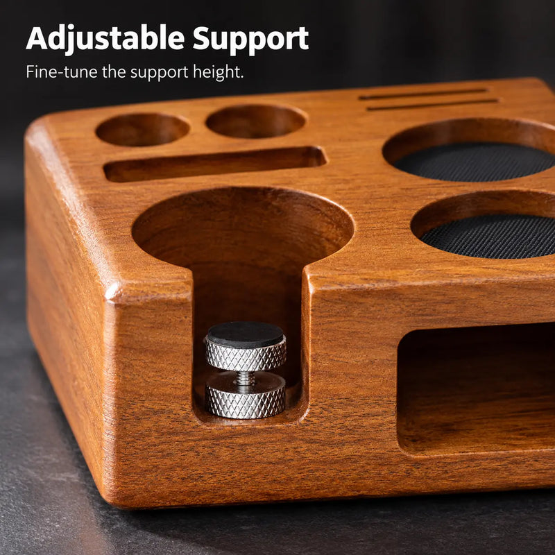 Close-up of the knurled height-adjustable portafilter support screw