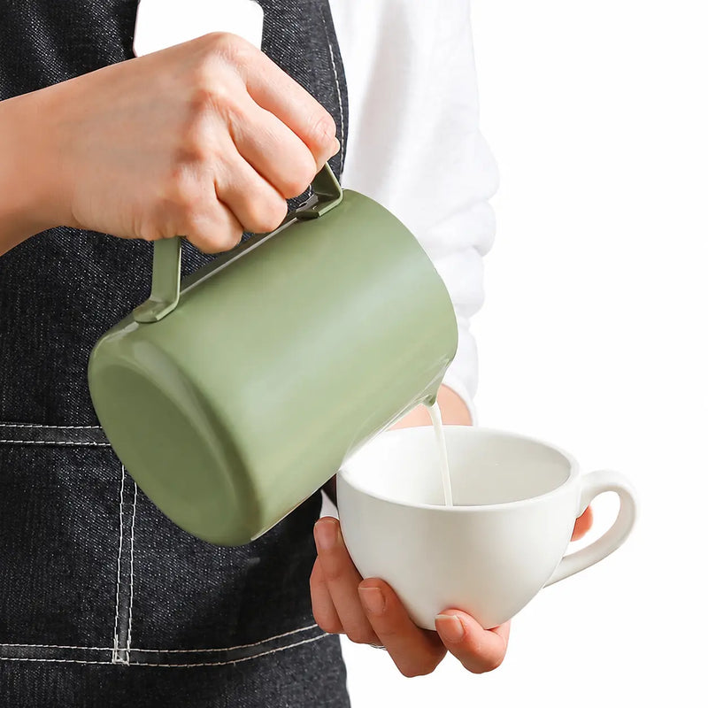Latte Art Milk Pitcher 350/600ml 304 Stainless Steel Gradient: yozcoffee gradient milk frothing pitcher 304 stainless ste (3)