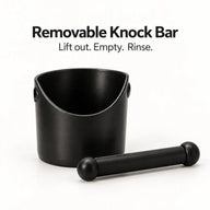 お手入れのためにラバーコーティングのノックバーを外したブラックのYozcoffeeノックボックス
